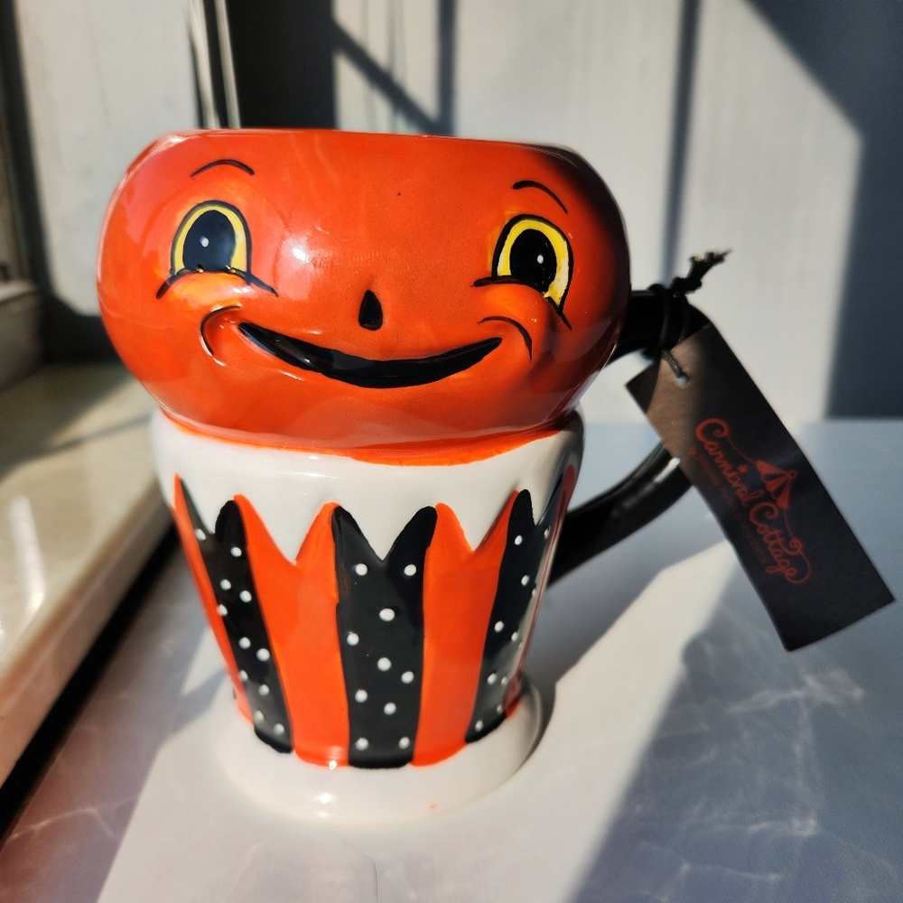 NWT Johanna Parker Carnival Cottage Pumpkin Retro Vintage Style Halloween Mug